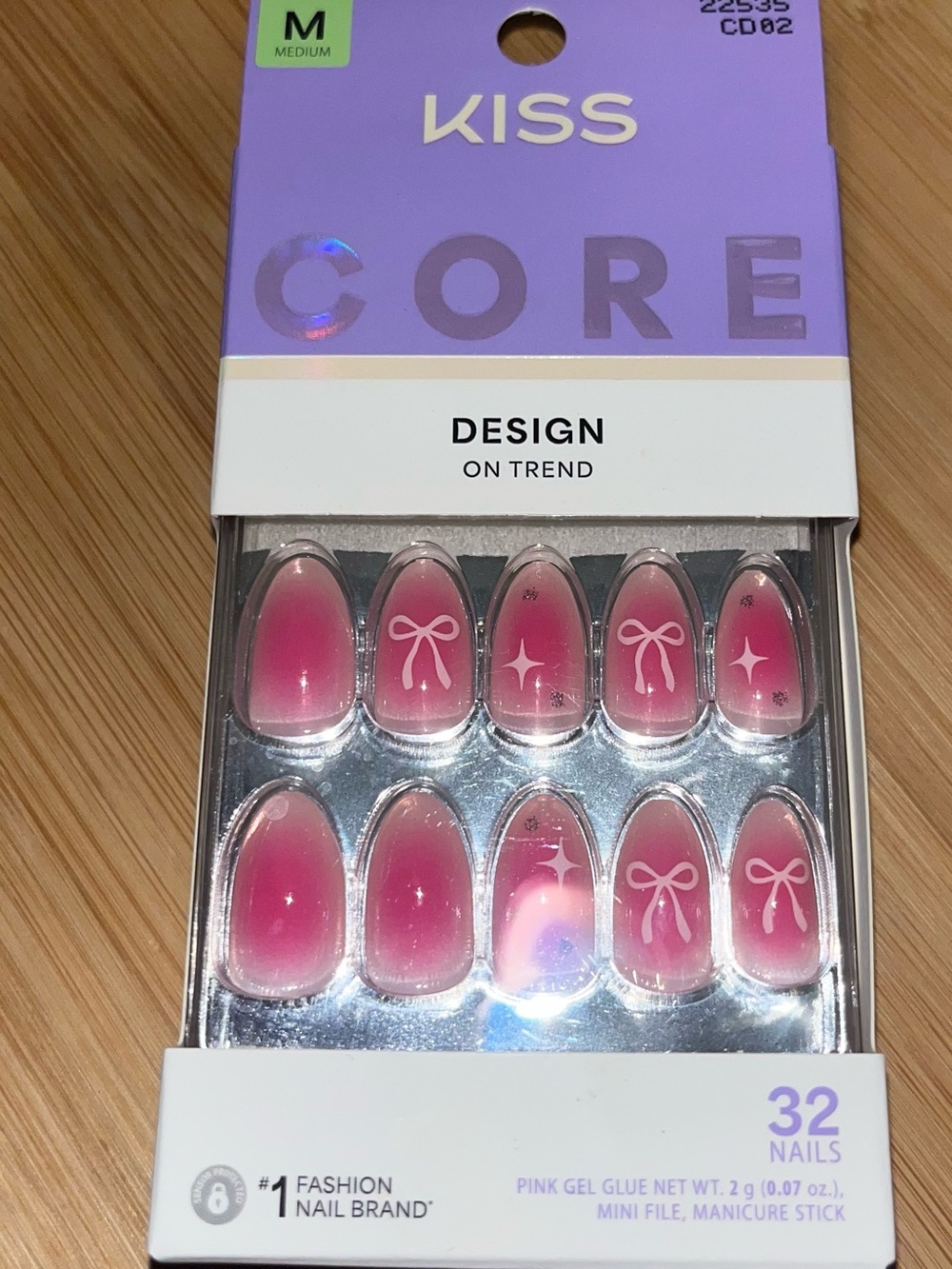 Kiss Purple and White Press-On Nail Kit